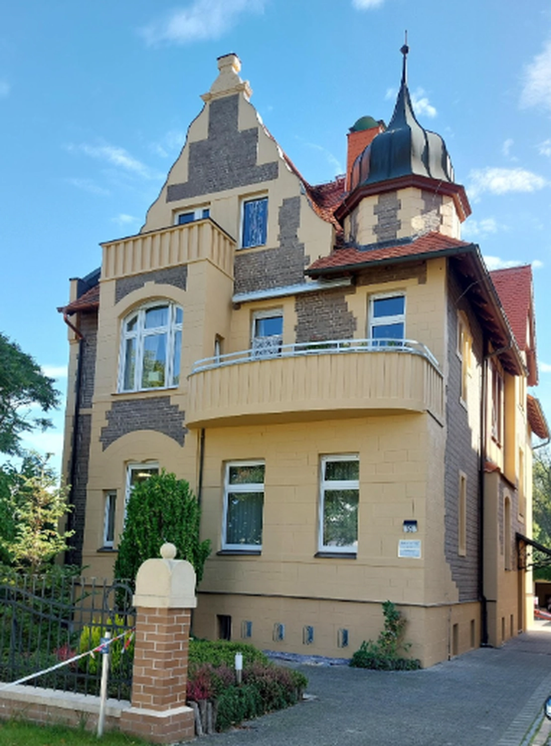 Albrecht Eschrich - Fassaden-Klinkerbau - Haus